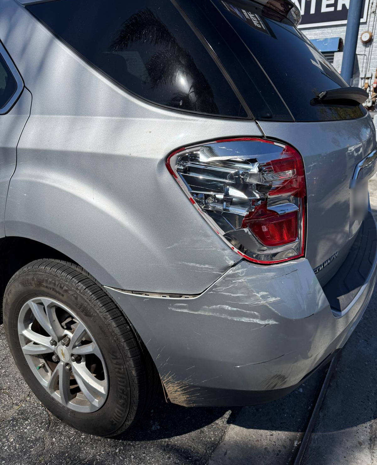 Chevrolet Equinox: Rear-corner collision damage